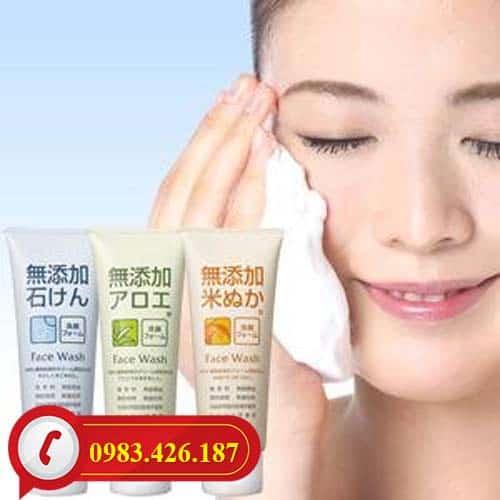 Sữa rửa mặt cám gạo Rosette thành phần thực vật